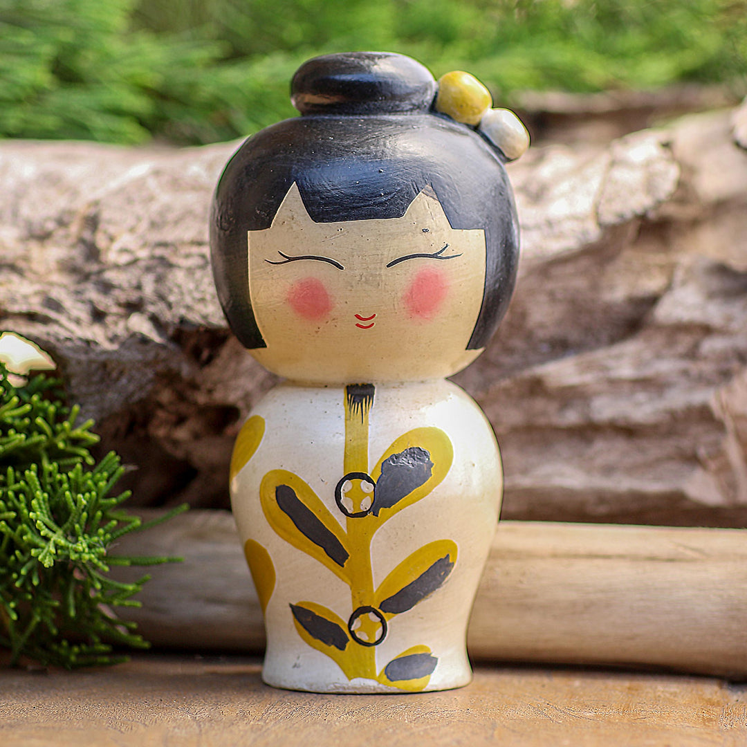 Small Albesia Wood Statuette in White - Shy Lady in White