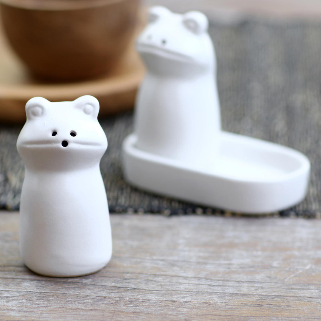 Matte White Ceramic Frog Salt and Pepper Shakers with Tray - Fanciful Frogs in White