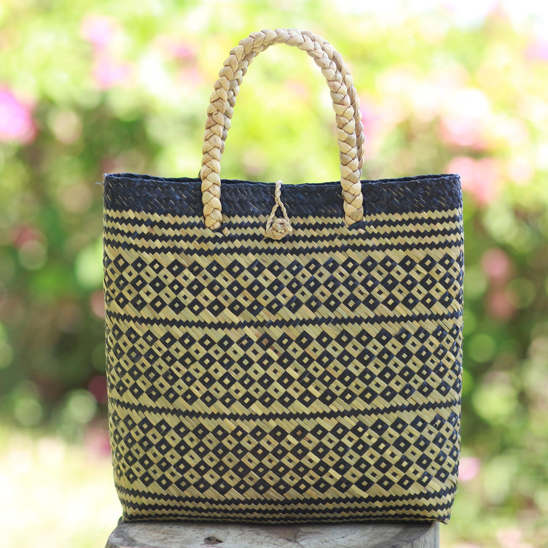 Woven Natural Fiber Tote Bag from Bali - Night Aura