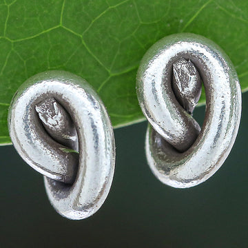 Knot Twist