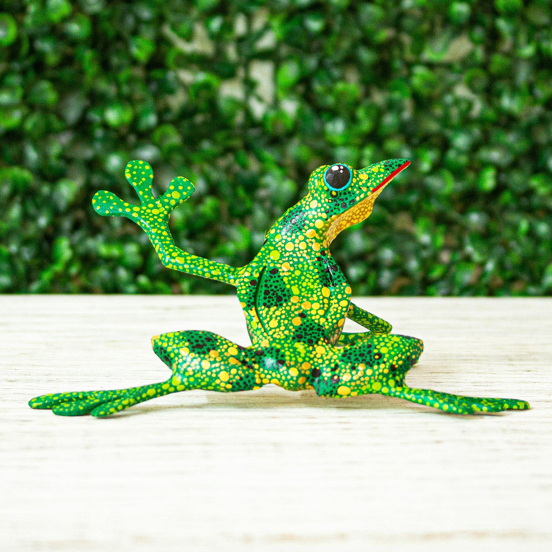 Handmade Wood Green Frog Alebrije Sculpture from Mexico - Green Tree Frog