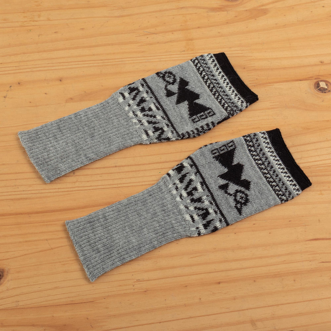 Soft Fingerless Mitts in 100% Baby Alpaca from Peru - Chancay Icons in Grey