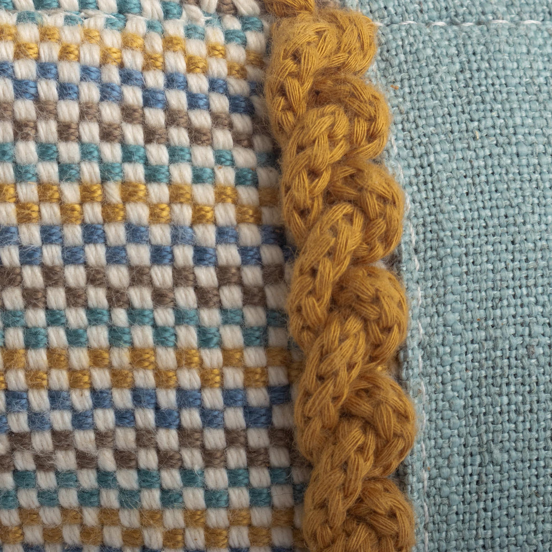 Hand Woven Coin Purse with Braid Detail from Peru - Honey Braid