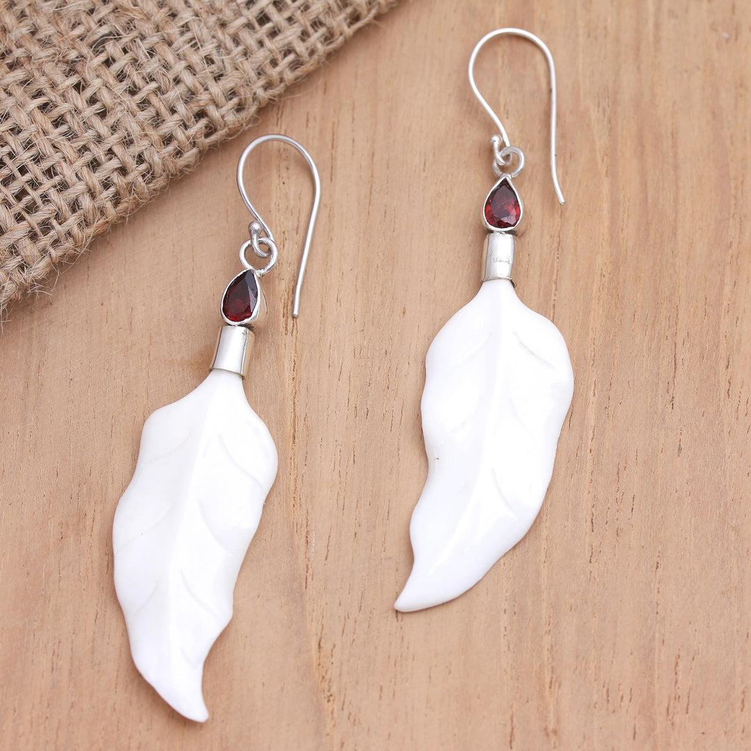 Pale Leaves