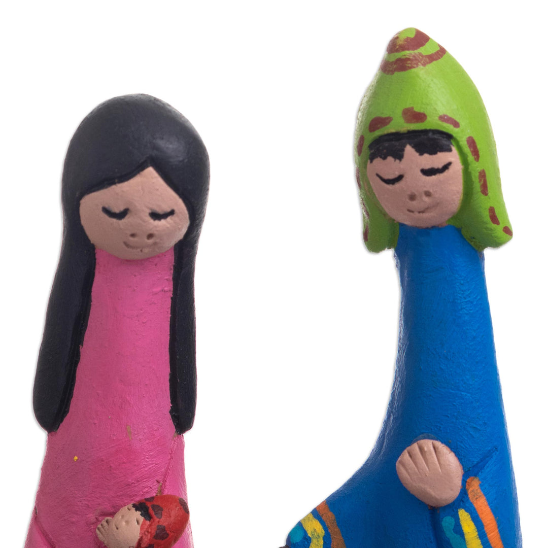 Peruvian Handmade Ceramic Nativity Set with 5 Pieces - Pilgrimage Family