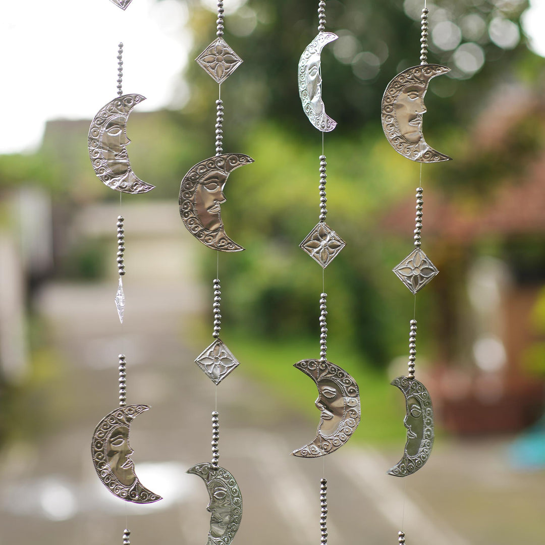 Holiday Crescent