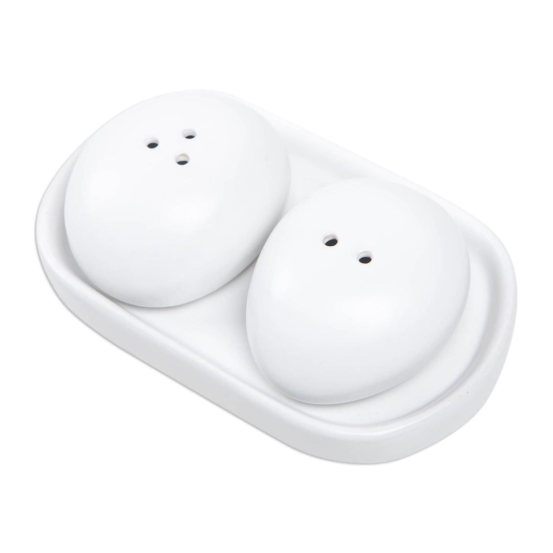 White Ceramic Salt and Pepper Set (3 Pieces) - Soft Seasoning