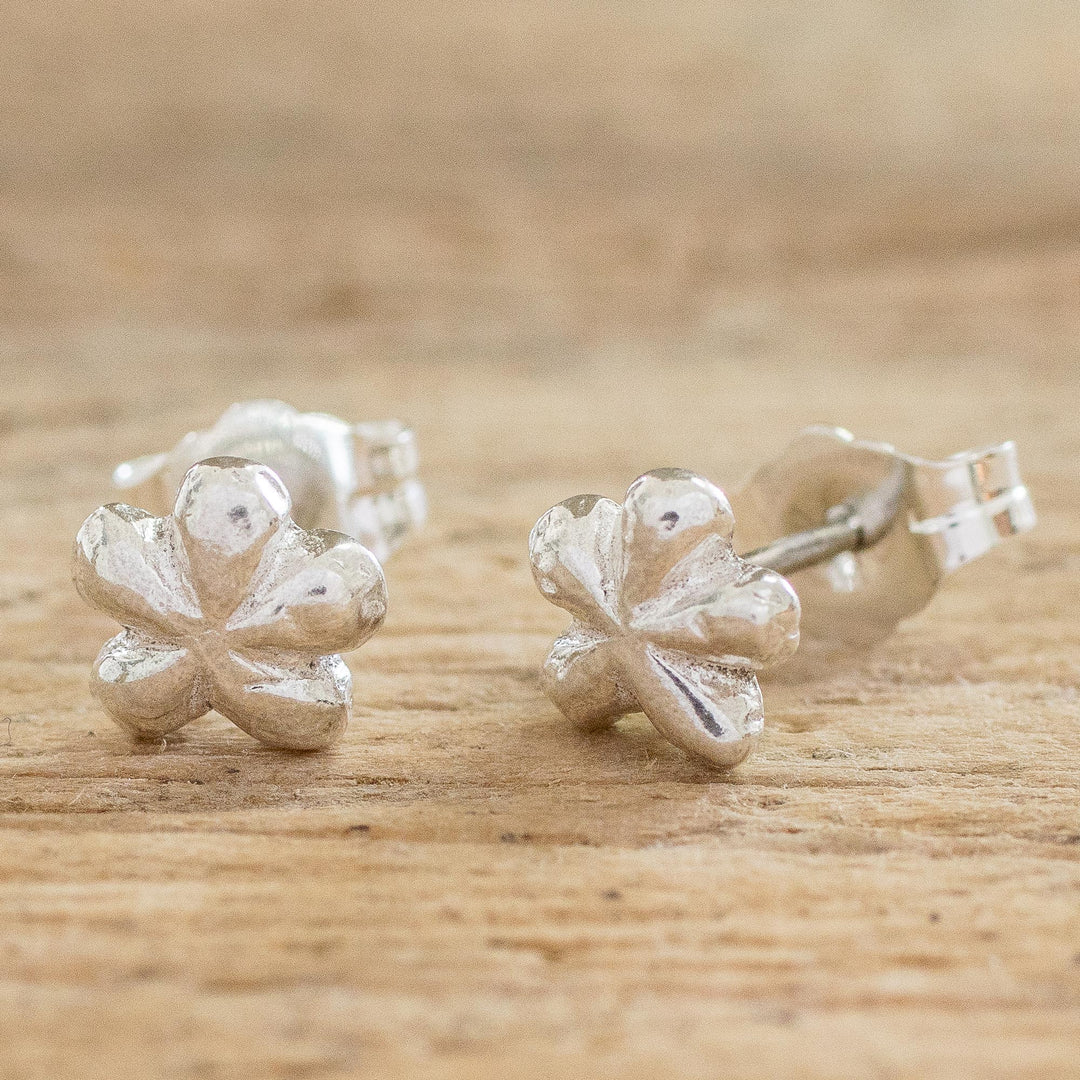 Flower-Shaped Fine Silver Earrings - Dainty Daisy