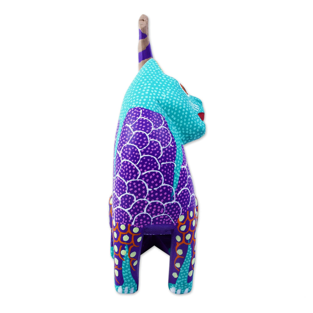 Small Wood Alebrije Figurine - Crazy Cat