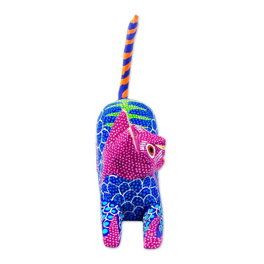 Handcrafted Mexican Alebrije Figurine - Oaxacan Cat