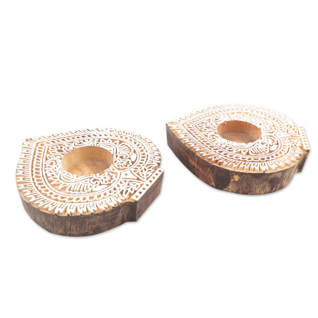 Mango Wood Tealight Candle Holders with Leaf Motif (Pair) - Betel Delight