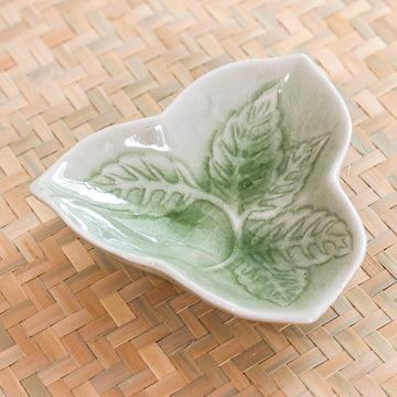 Triangle Leaf