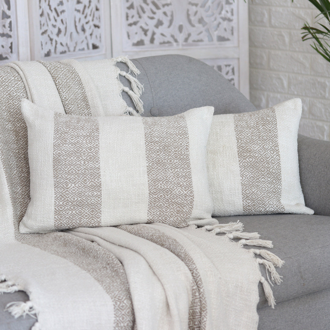 Diamond Elegance in Umber