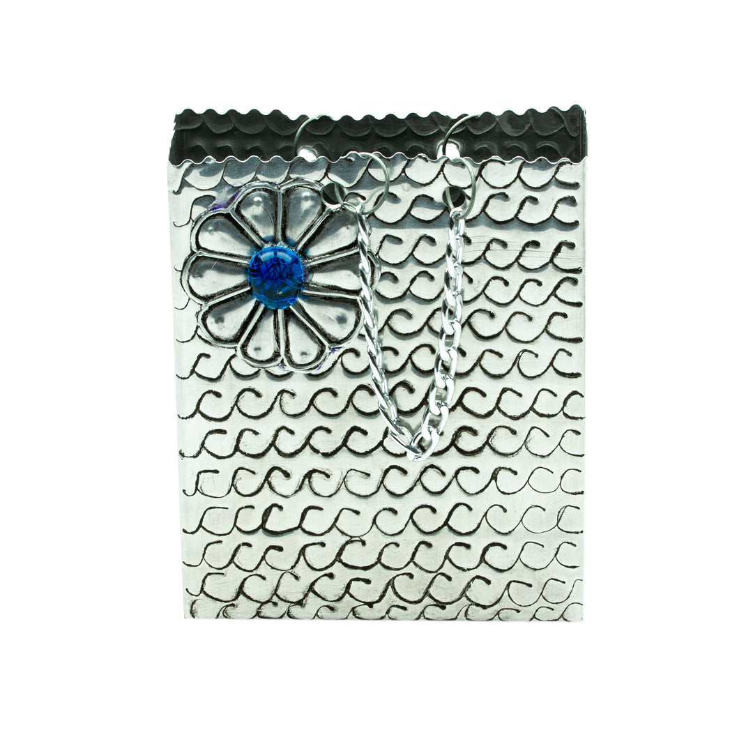 Decorative Floral Bag Made with Aluminum Engraved by Hand - Metallic Flower in Blue