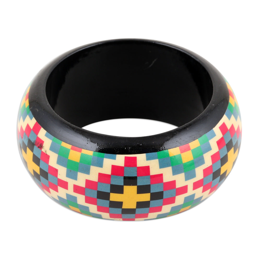 Haldu Wood Bangle Bracelet with Colorful Printed Pattern - Checkered Stars