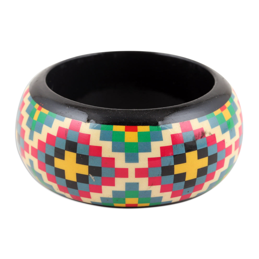 Haldu Wood Bangle Bracelet with Colorful Printed Pattern - Checkered Stars