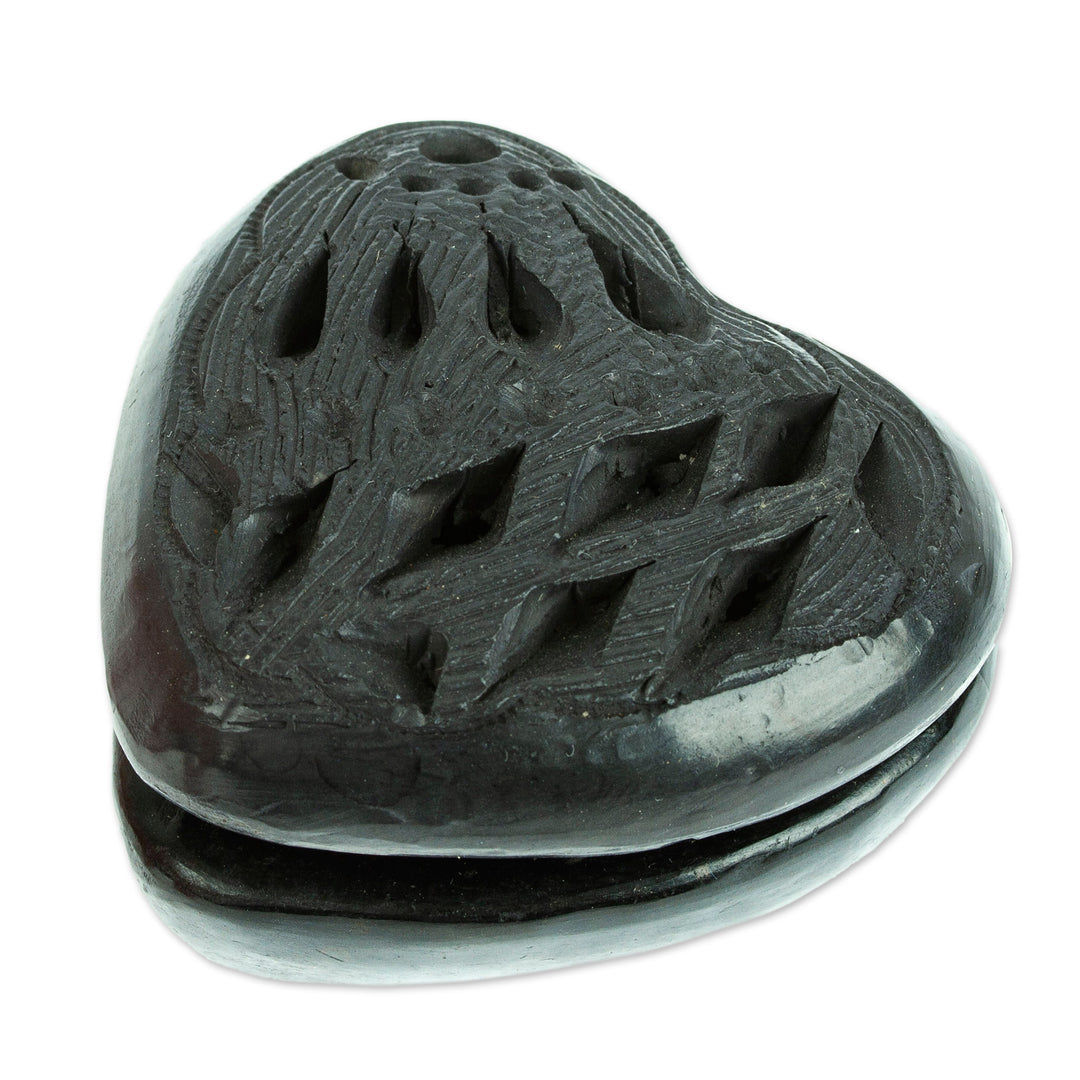Barro Negro Black Ceramic Mini Jewelry Box Crafted in Mexico - Heart & Diamonds