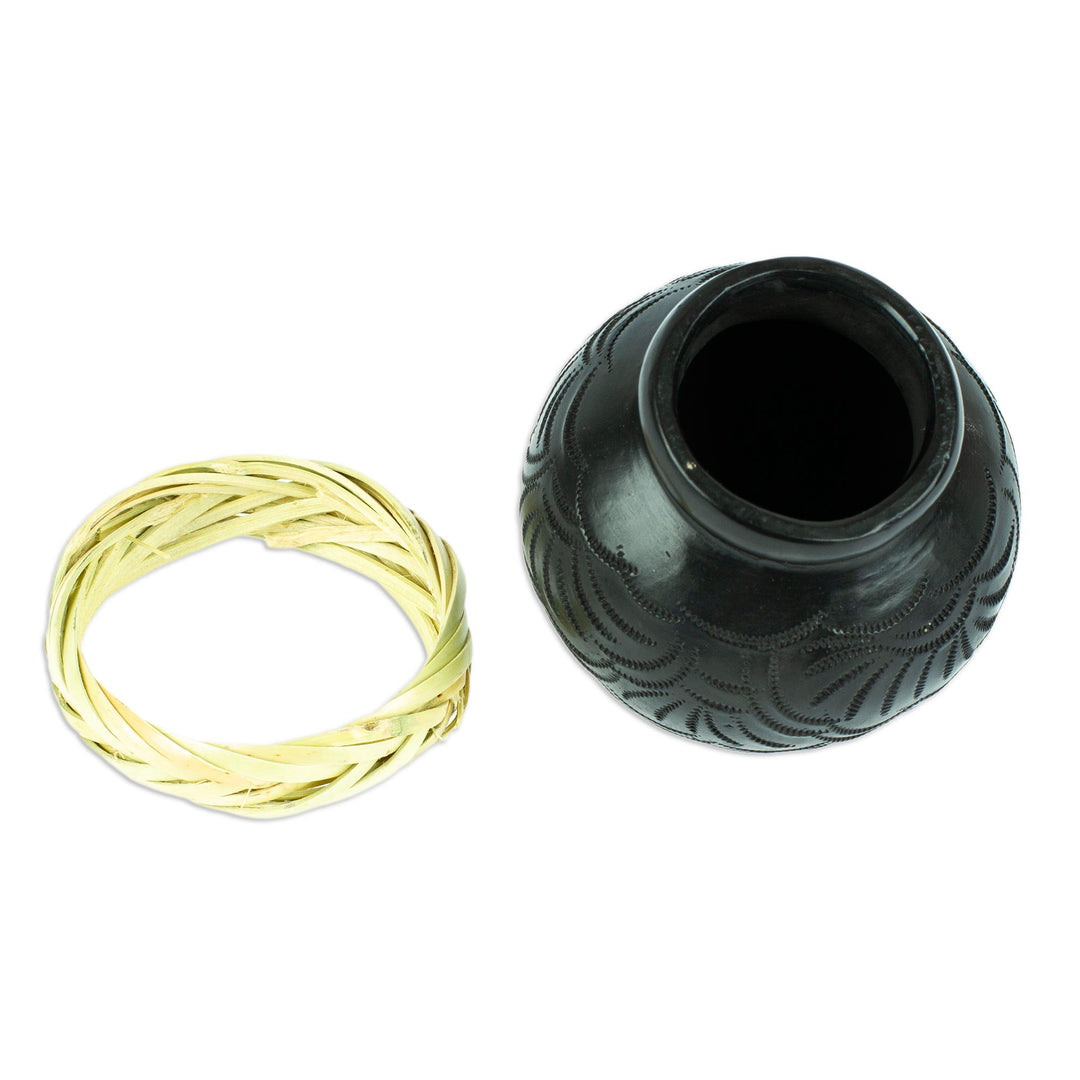 Barro Negro Black Ceramic Decorative Mini Vase - Exquisite Black