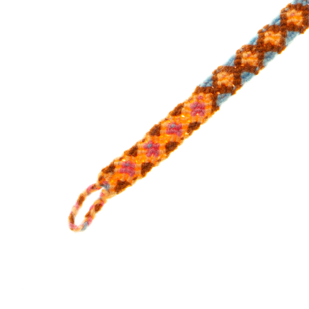 Handwoven Cotton Wristband Bracelet with Geometric Details - Yellow Diamonds