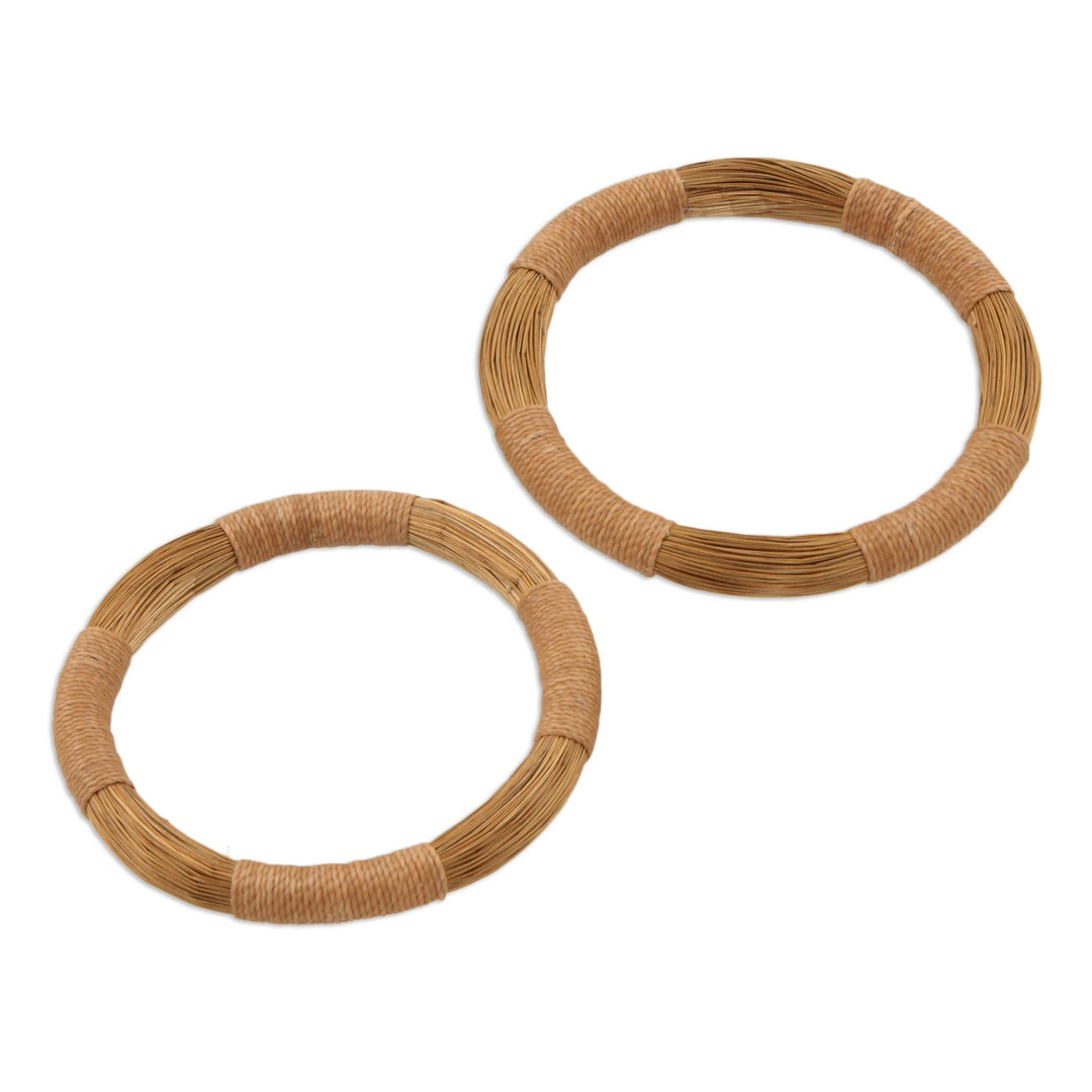 Pair of Handcrafted Golden Grass Bangle Bracelets - Jalapão Equilibrium