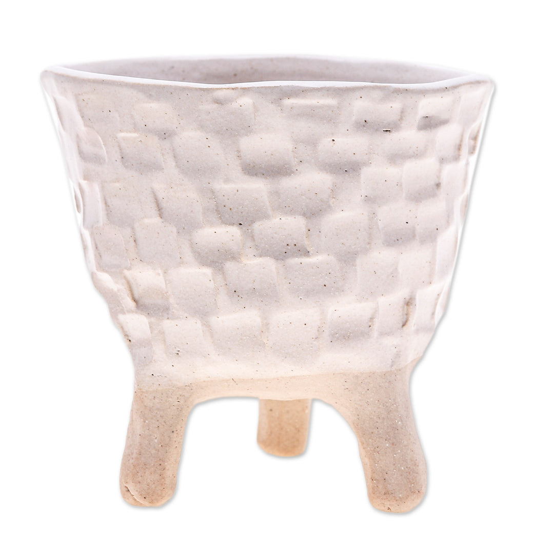 Handcrafted Ceramic Flower Pot with Three-Legged Design - Luminous Roots