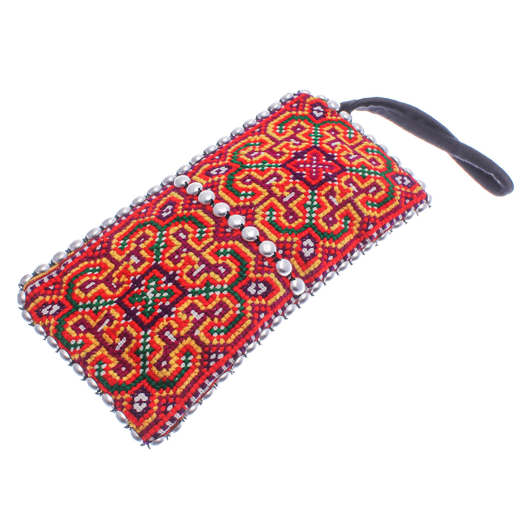 Handcrafted Cross-Stitched Hmong Cotton Wristlet - Cultural Style