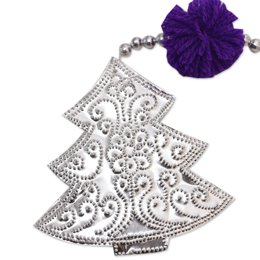 Christmas Tree Aluminum Garland with Glass and Pompoms - Festive Forest