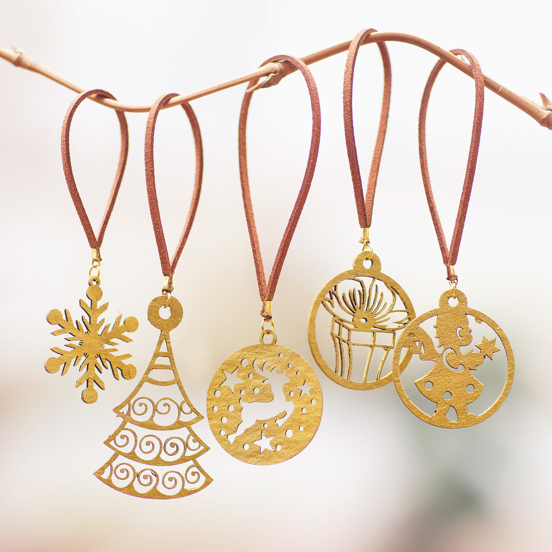 Set of 5 Handcrafted Gold-Toned Christmas Ornaments - Christmas Feelings