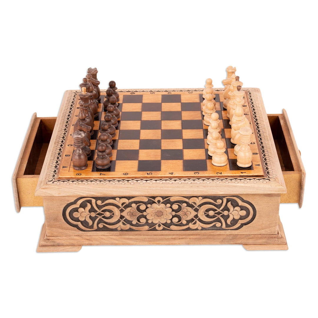 Chess Set Hand-Carved in Walnut Wood with Floral Motifs - Cappuccino