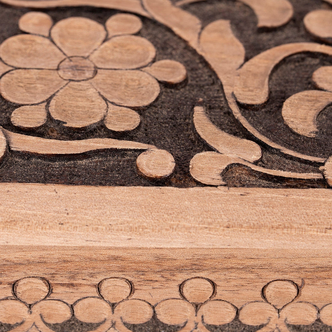 Hand-Carved Walnut Wood Jewelry Box with Arabesque Motifs - Arabesque Flowers
