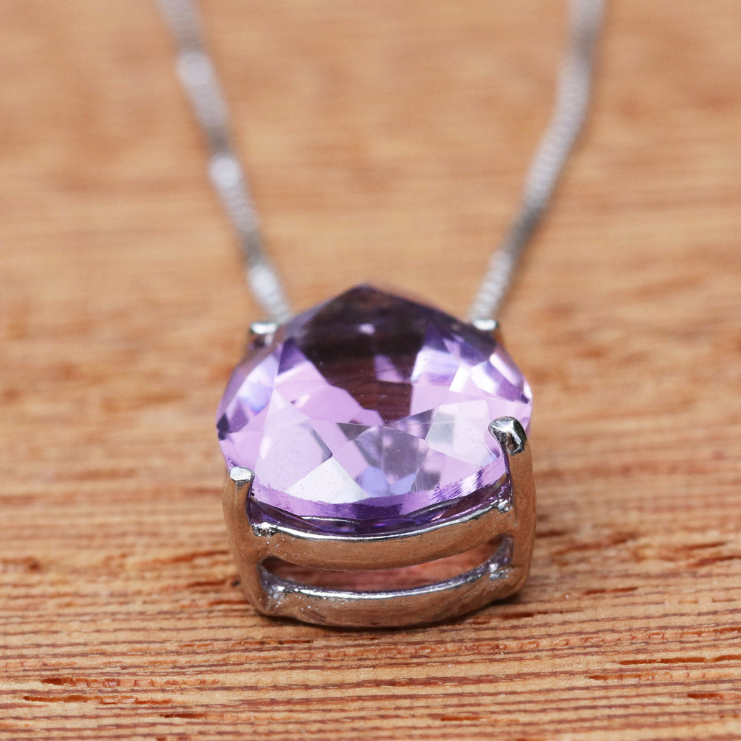 Brazilian Amethyst and Rhodium Plated Silver Necklace - Love Drop