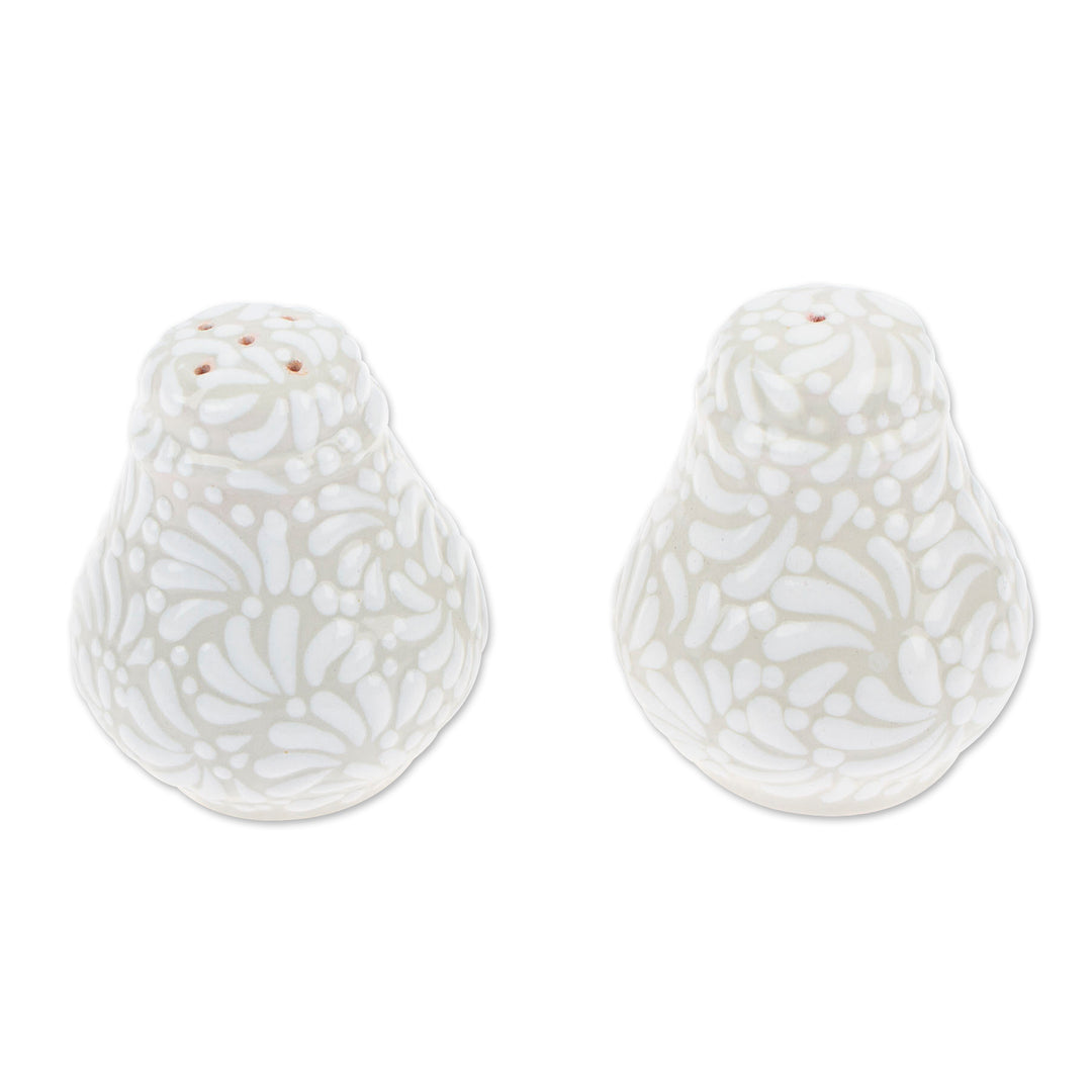Beige and Ivory Ceramic Salt and Pepper Set (2 pieces) - Sublime Spring