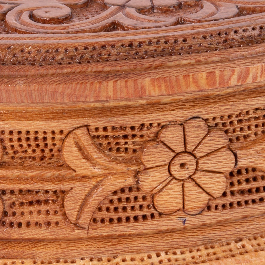 Hand-Carved Floral Elm Tree Wood Jewelry Box from Uzbekistan - Flowers from Uzbekistan