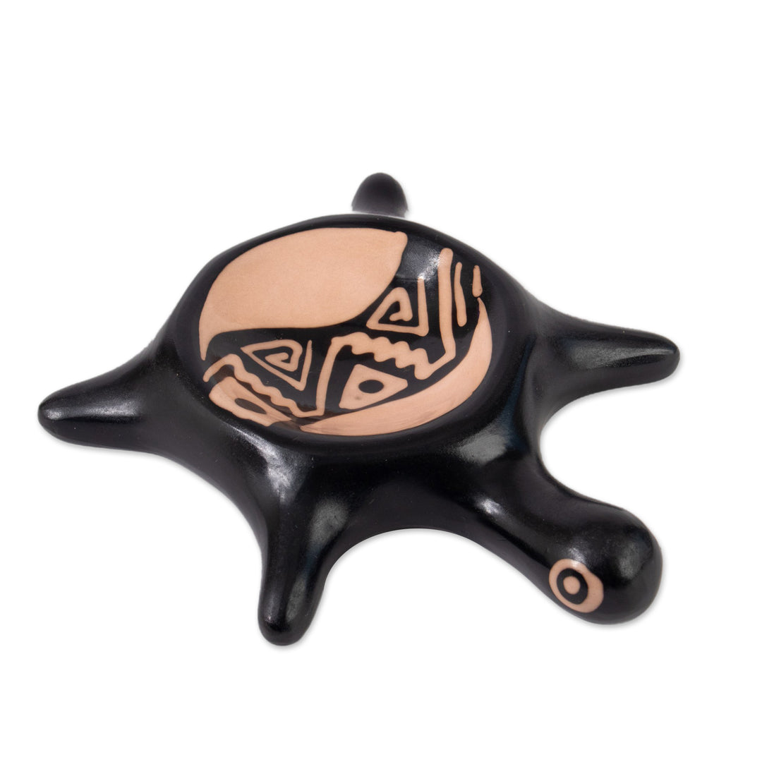 Handcrafted Black and Beige Ceramic Vicus Turtle Catchall - Vicús Turtle