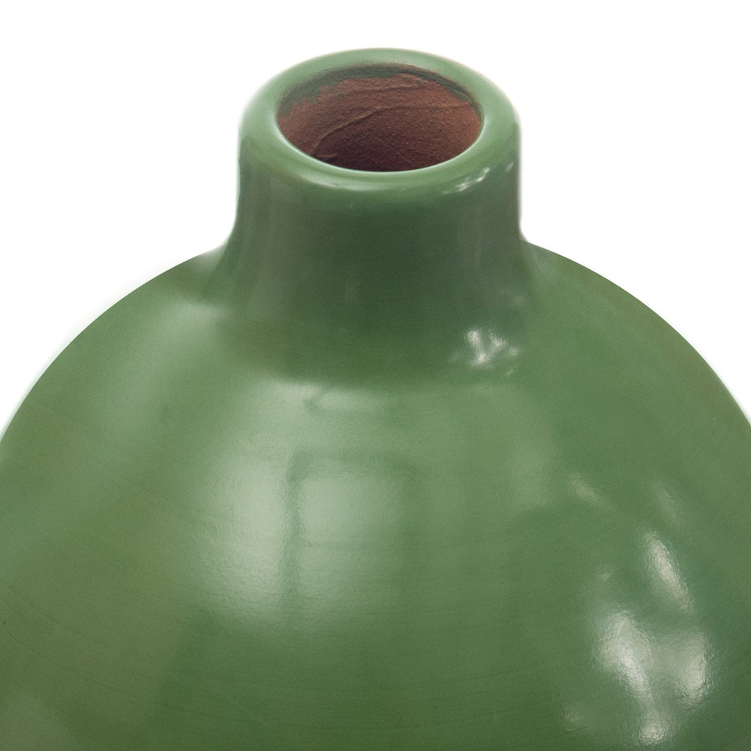 Chulucanas Decorative Vase - Light Green