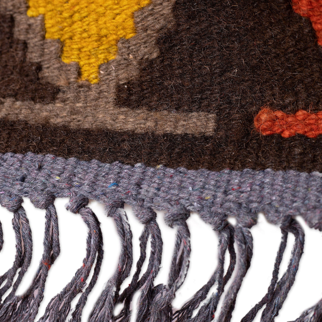 Traditional Wool Rug with Vibrant Geometric Details (4.5x6) - Uzbekistan's Glory