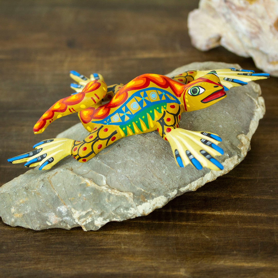Iguana Steps in Honey