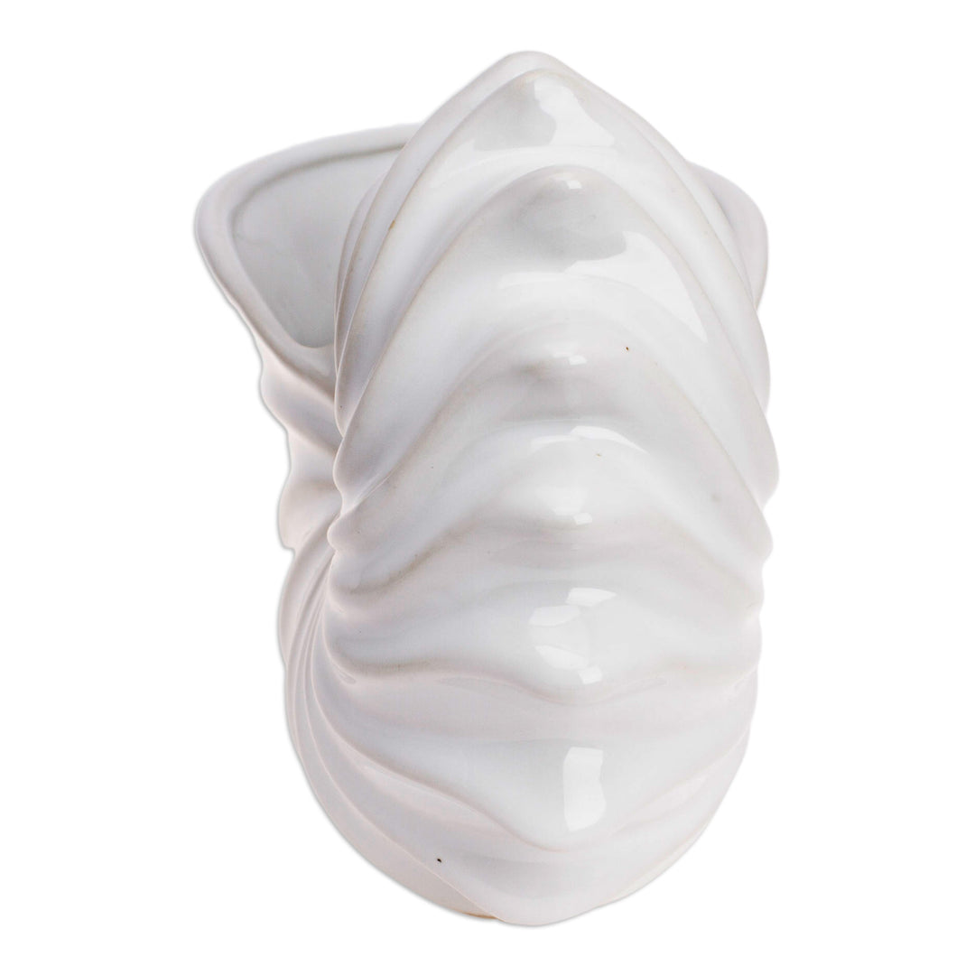 Handcrafted Shell-Shaped Ceramic Flower Pot in White - Naturally Shelly