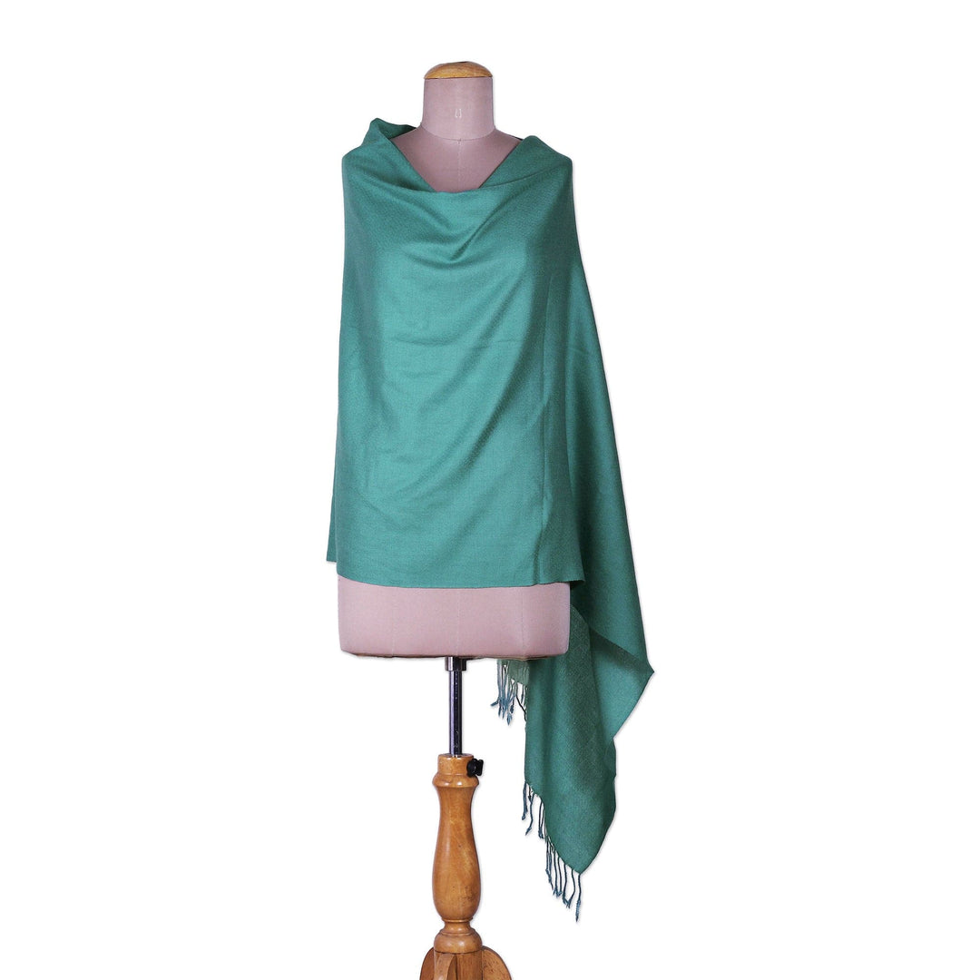 Fringed Green Wool Shawl with Hand-Woven Geometric Motifs - Winter Warmth in Jade