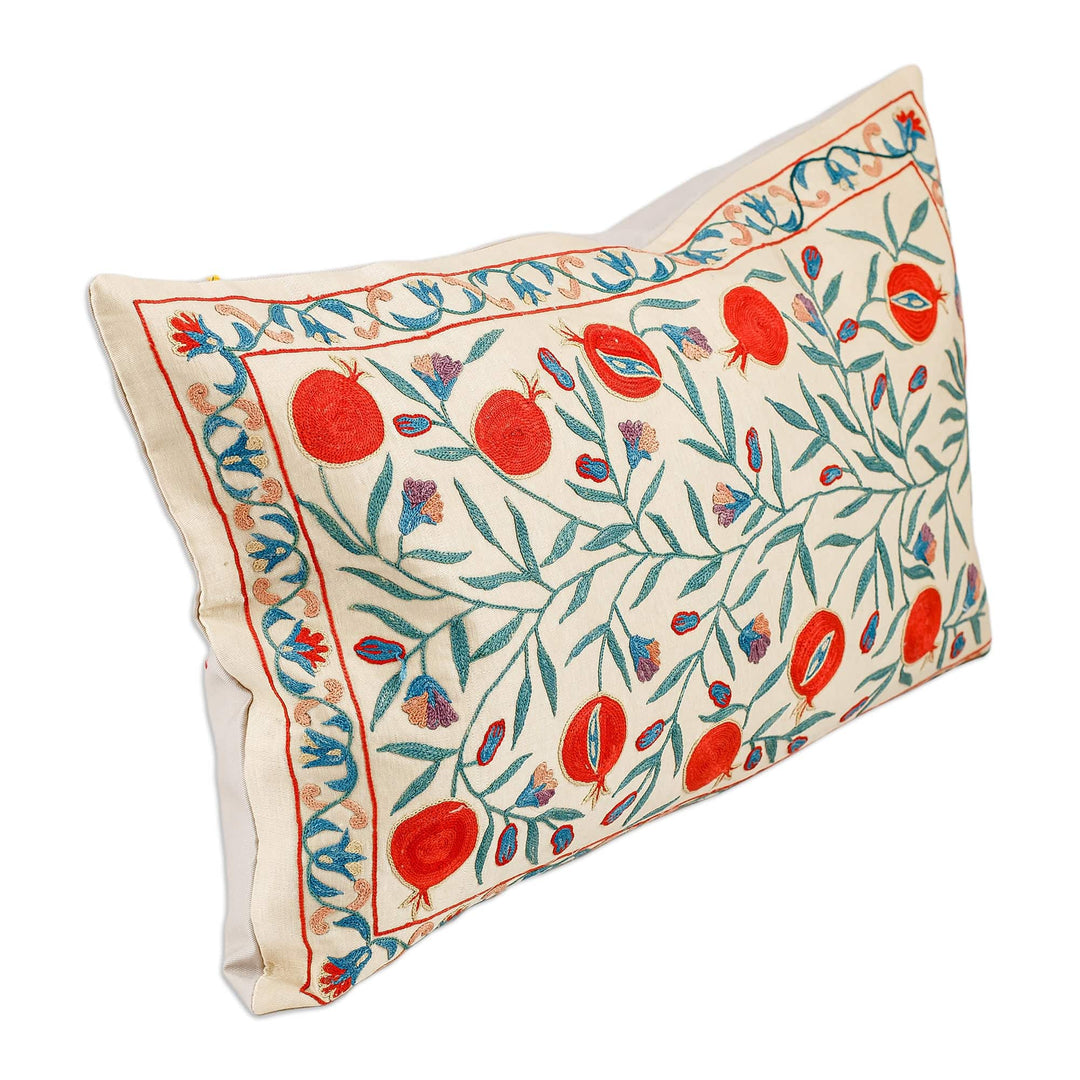 Pomegranate-Themed Beige Silk and Cotton Cushion Cover - Beige Auguries