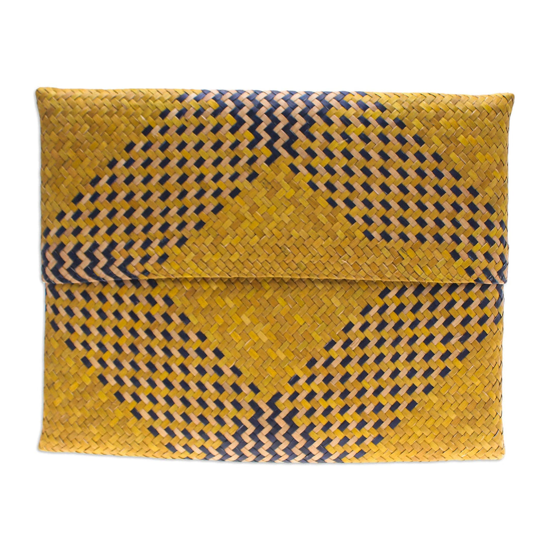 Hand-Woven Natural Fiber Clutch in Yellow Blue and Beige - Organic Radiance