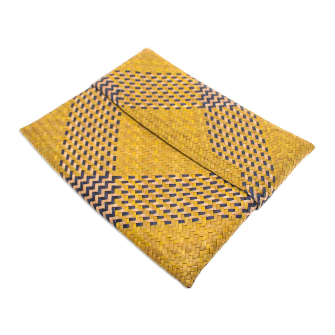 Hand-Woven Natural Fiber Clutch in Yellow Blue and Beige - Organic Radiance