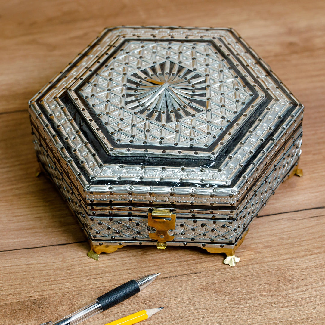 Chic Hexagon