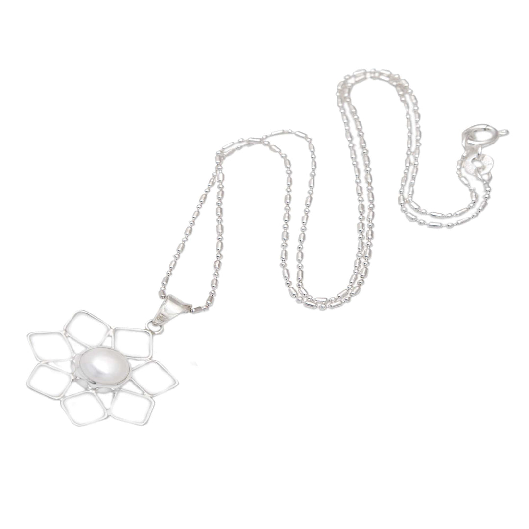 925 Silver Floral Pendant Necklace with Peach Cultured Pearl - Floral Glare