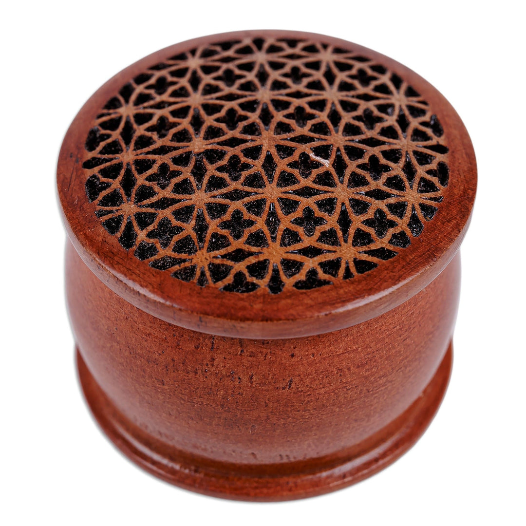Handcrafted Quatrefoil-Patterned Mini Walnut Wood Ring Box - Temple's Essence