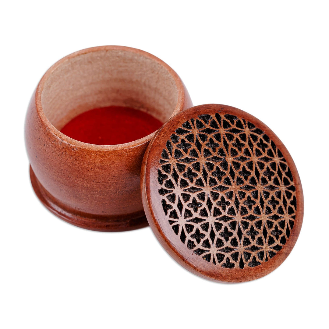 Handcrafted Quatrefoil-Patterned Mini Walnut Wood Ring Box - Temple's Essence