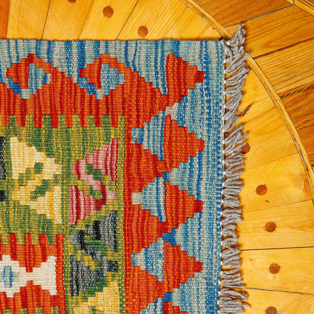 1.5x2 Fringed Wool Area Rug Hand-Knotted in Uzbekistan - Alluring Colors