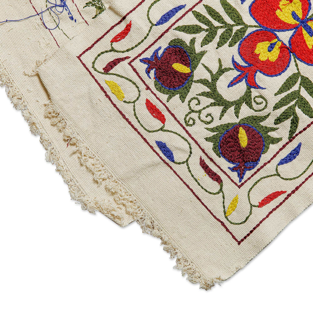 Pomegranate and Leaf-Themed Embroidered Cotton Table Runner - Purple Passions