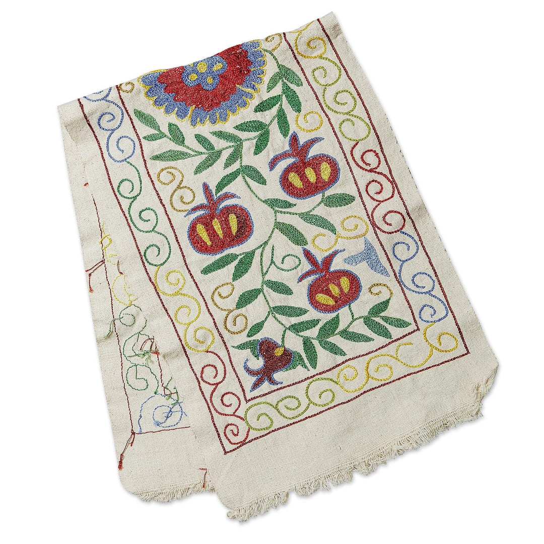 Classic Pomegranate-Themed Embroidered Cotton Table Runner - Nature's Passion