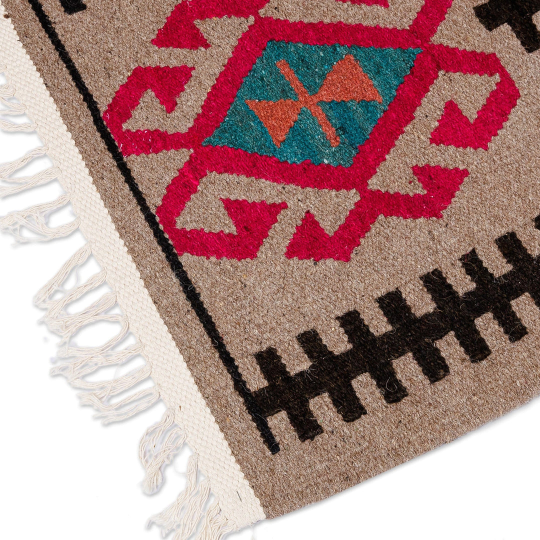 Classic Patterned Fuchsia and Brown Wool Area Rug (2.5x3.5) - Dulcet Customs